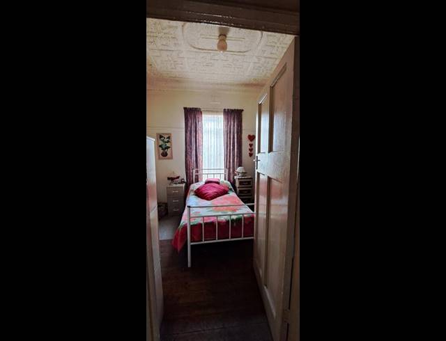 7 BEDROOM HOUSE FOR SALE IN GEDULD